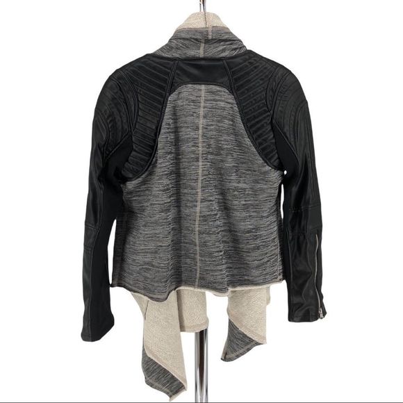 Blank NYC Drape Knit Shawl Collar Faux Leather Sleeve Moto Jacket Size Medium - Picture 8 of 12